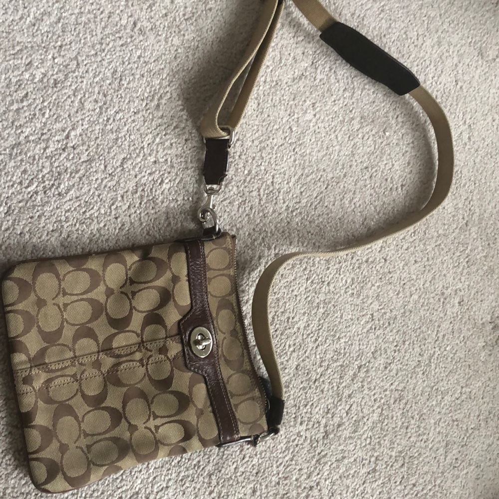 Cross body bag